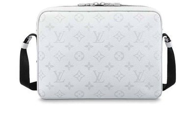 "LV bag"