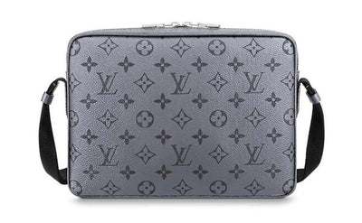 "LV bag"